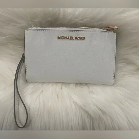 Michael Kors White Wristlet with Gold Details - Picture 1 of 7
